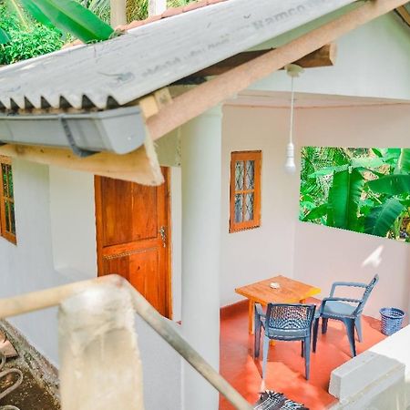 Pradeepa House Apartamento Unawatuna Exterior foto